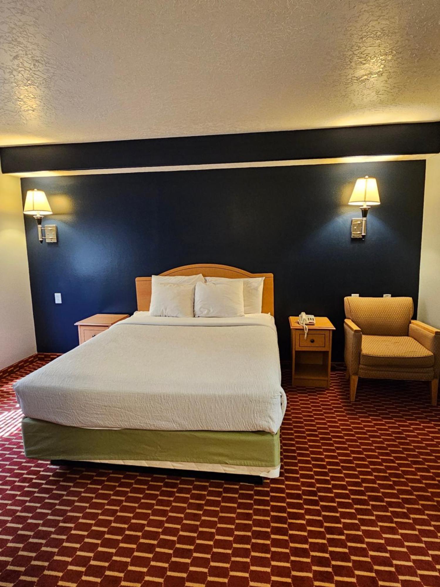 Executive Inn & Suites Extended Stay - Vernal Dış mekan fotoğraf